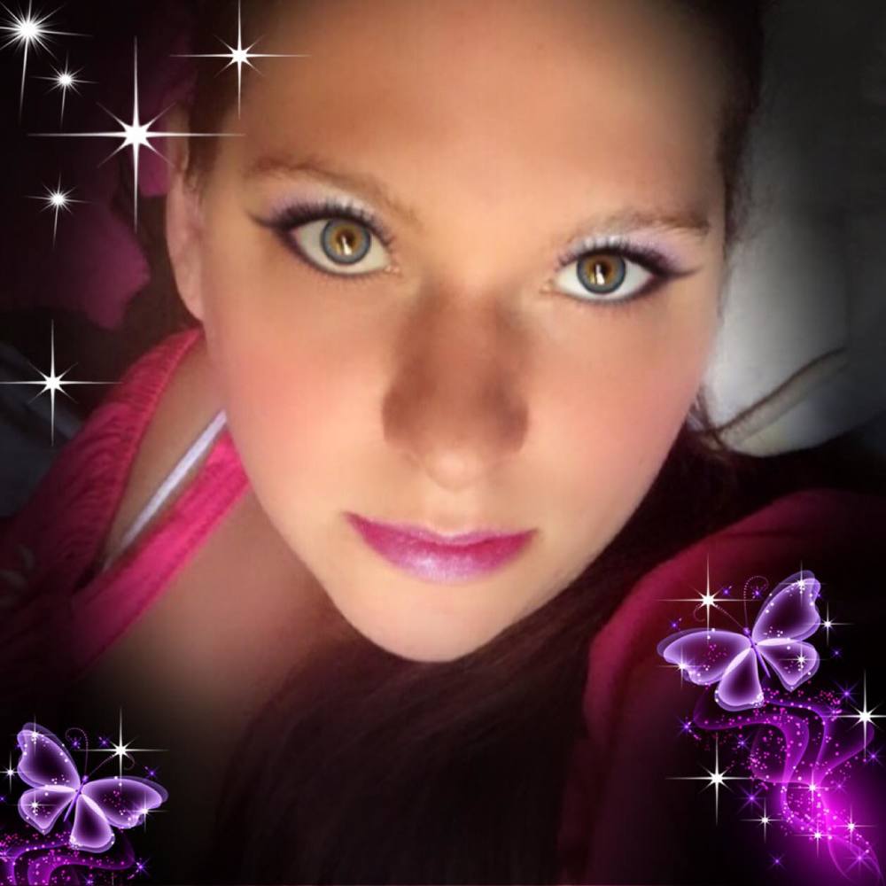 Meet your Posher, Felicia